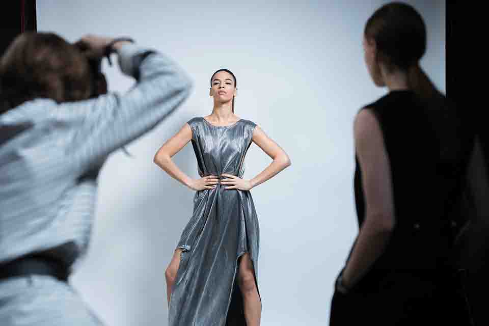 What Formal Dress Suits Me? - Size Guide and Style Tips