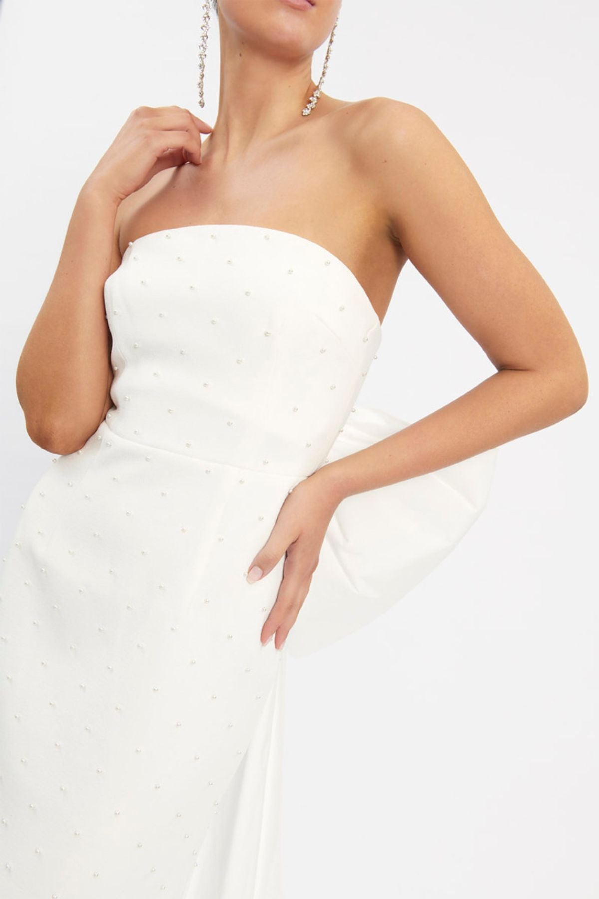 rebecca vallance white dress REBECCA VALLANCE Perle Bow Midi Dress (Ivory White)