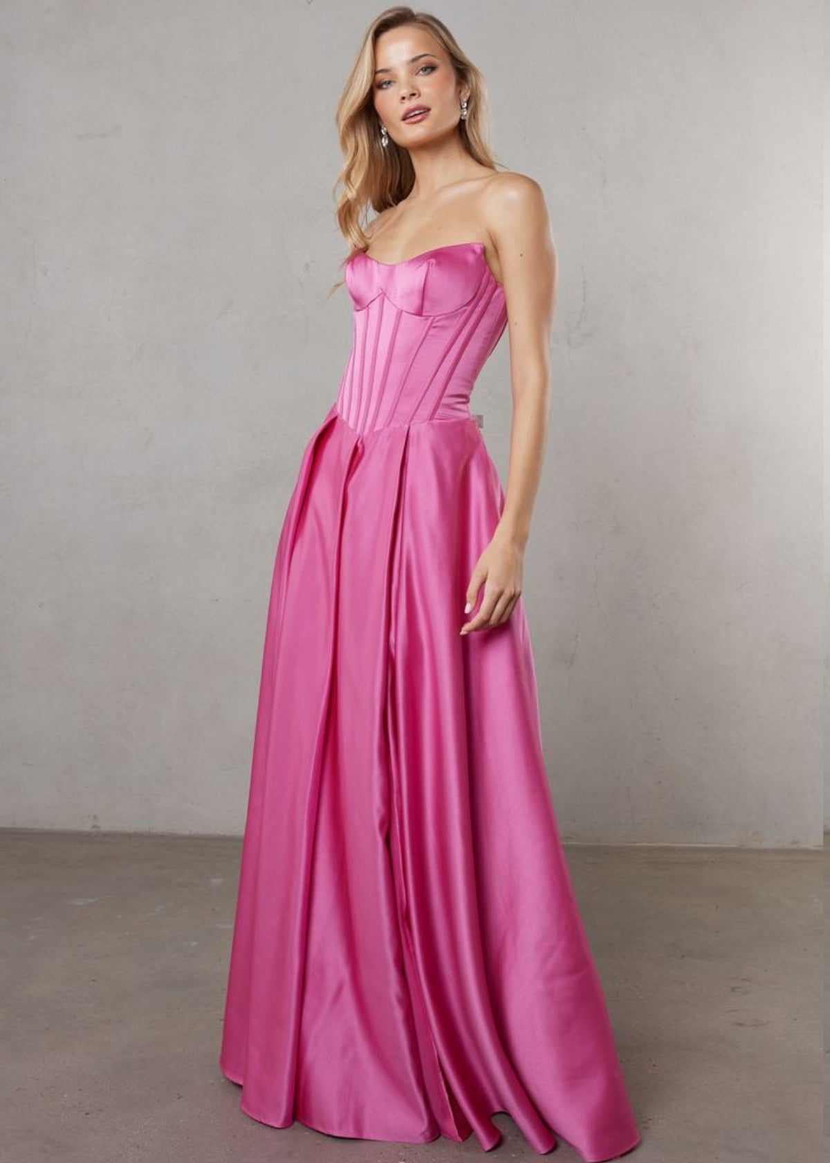 Full Skirt Gowns for Hire Dress for a Night Full Skirt Gowns for Hire Dress for a Night