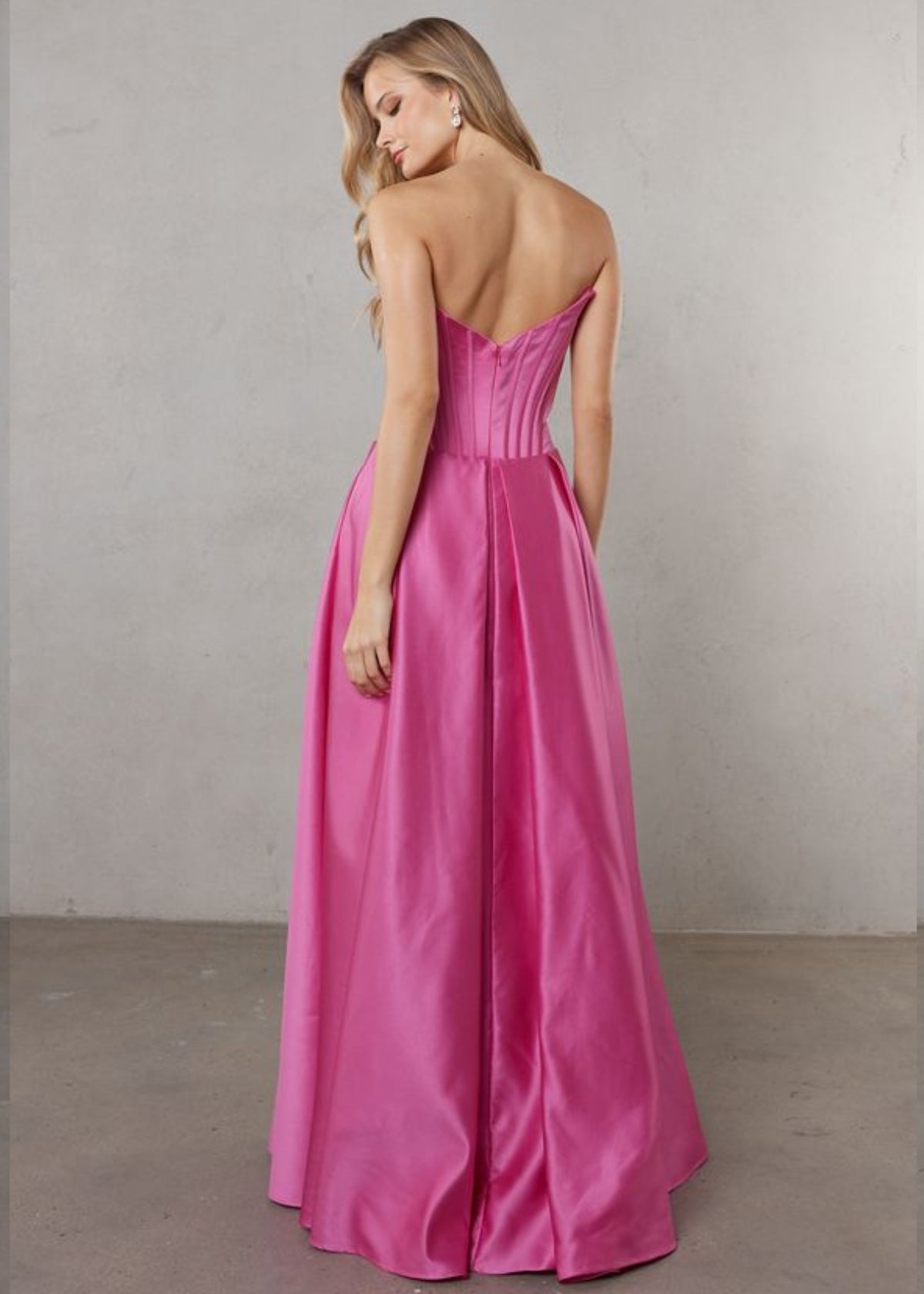 Freesia gown in Pink