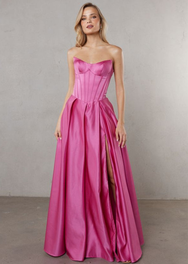 Freesia gown in Pink