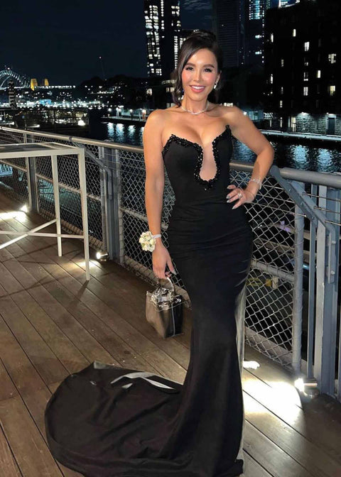 ALBINA DYLA Victorie Gown Rent this dress – Dress for a Night