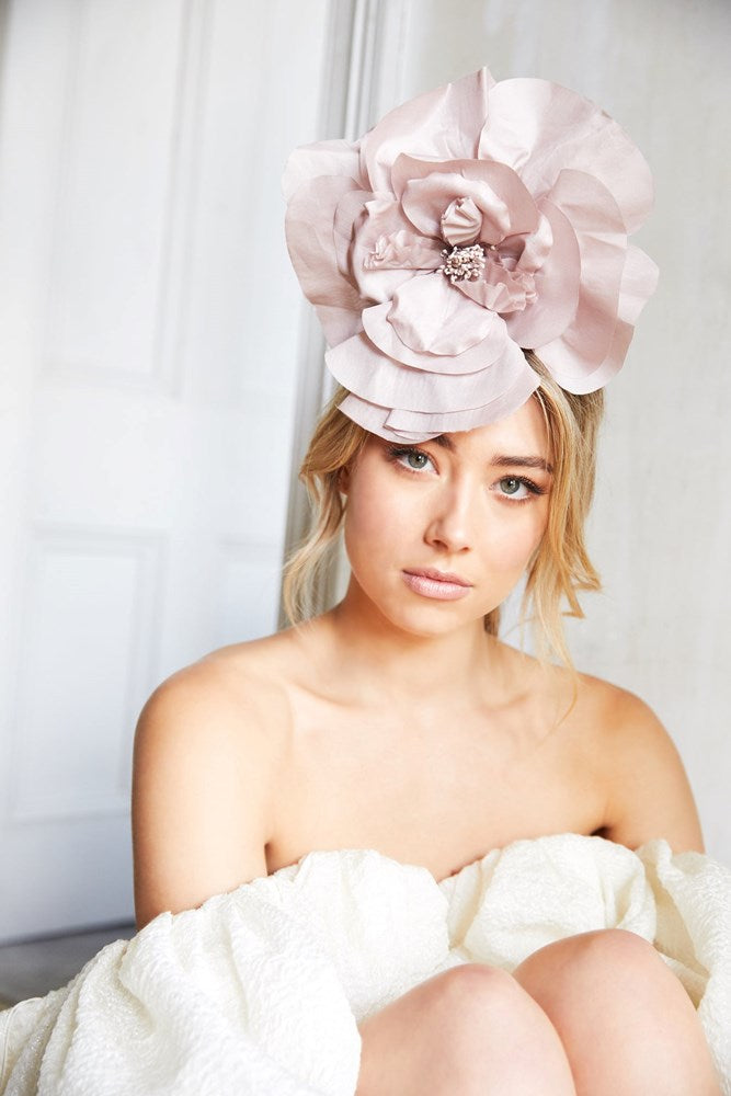 Morgan and Taylor MORGAN & TAYLOR Cindy Fascinator (Nude) - 1800_Image2_1800x1800_17ce8f6c-1083-4a78-bd24-3322234060b8.jpg
