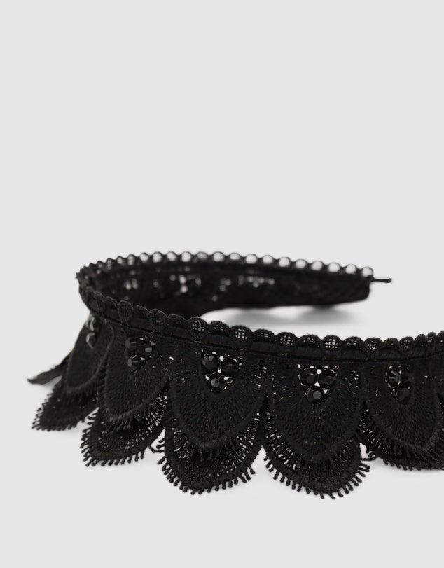 Morgan and Taylor MORGAN & TAYLOR Cecilia Headpiece (Black) - http_3A_2F_2Fstatic.theiconic.com.au_2Fp_2Fmorgan-taylor-3060-3189931-4.jpg